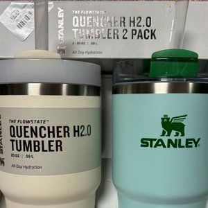 Stanley Cup The Flowstate Quencher H2.0 Tumbler 20 Ounces OZ Cream and Jade